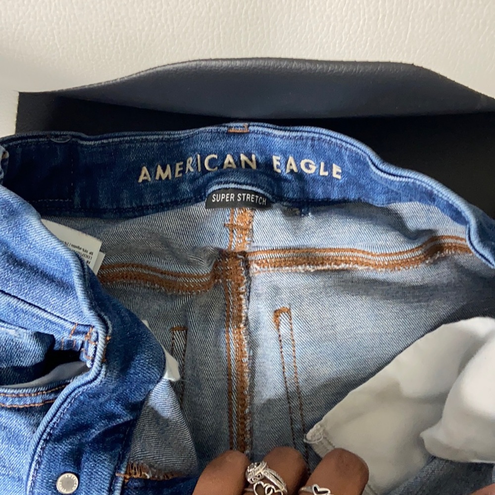 American eagle slight ripped jeans